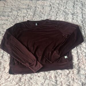Vuori Women’s Burgandy Long Sleeve Top